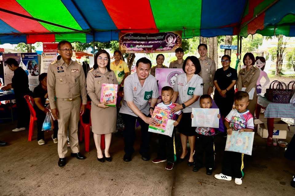 พช.ไทรงาม ร่วมโครงการหน่วยแพทย์เคลื่อนที่ พอ.สว. และหน่วยบำบัดทุกข์บำรุงสุข สร้างรอยยิ้มให้ประชาชน